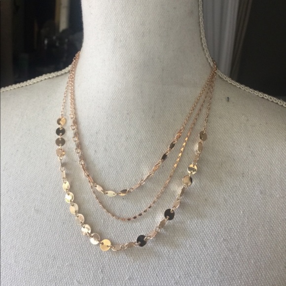 Stunning Three Layer Gold Tone Chain Link Necklace - Picture 2 of 8